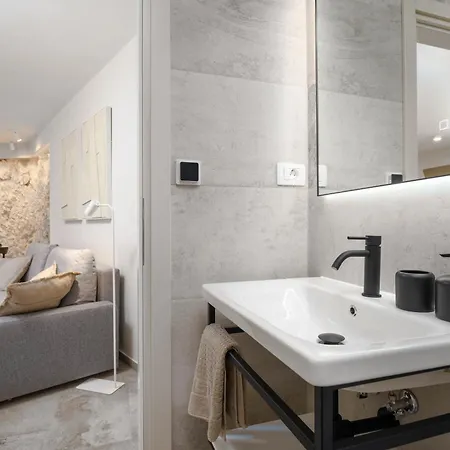 Grotta Appartement Vrsar
